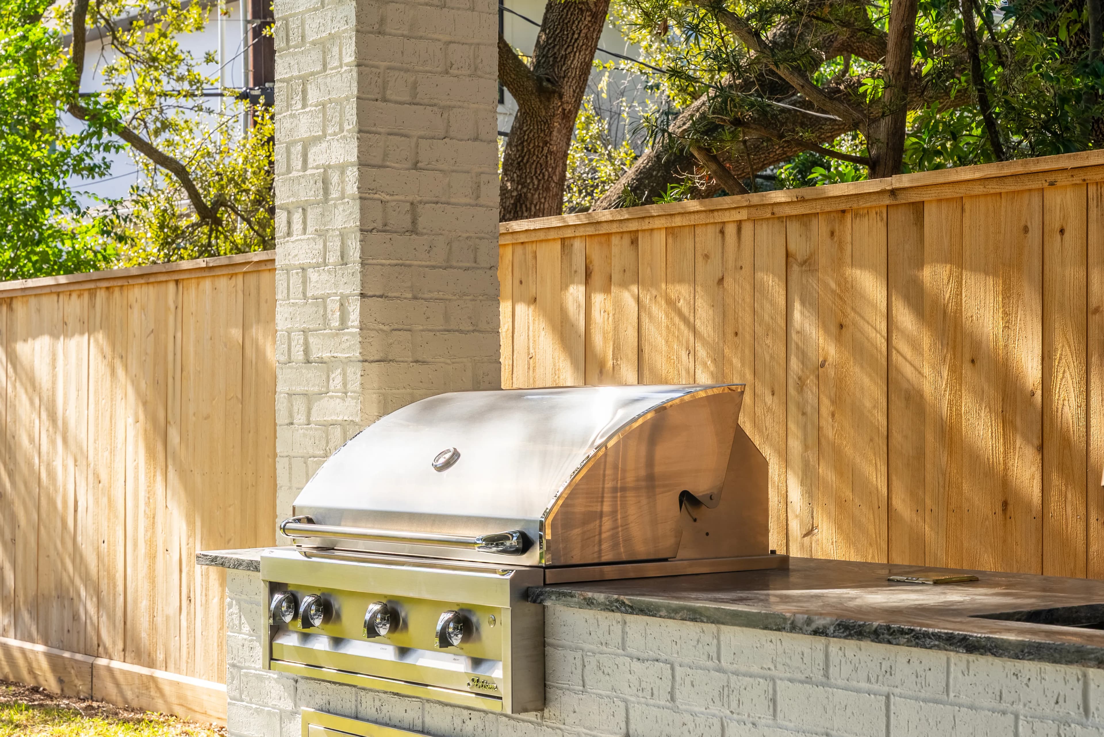 Bellaire Outdoor Kitchen — photo 6