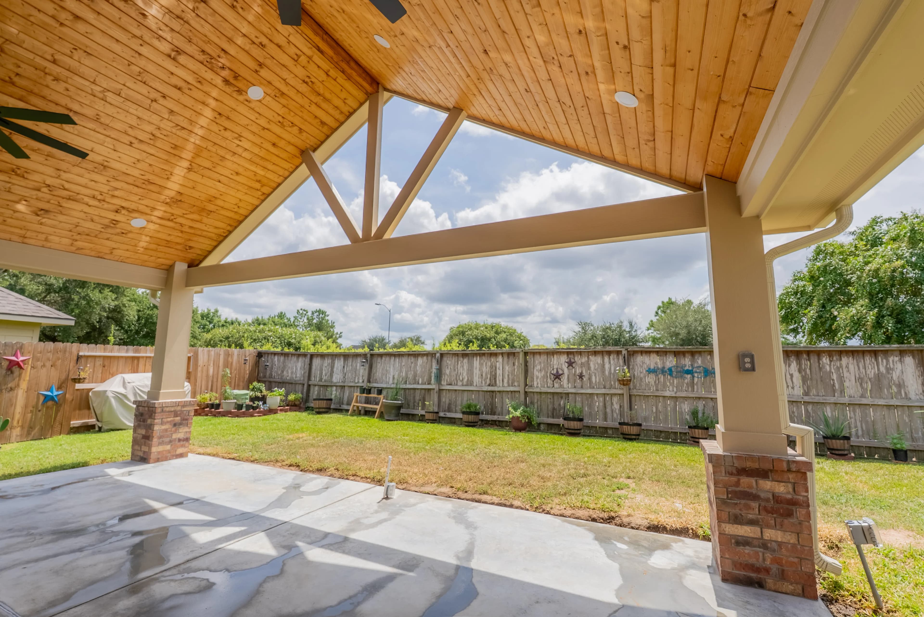 Cypress Patio — photo 5