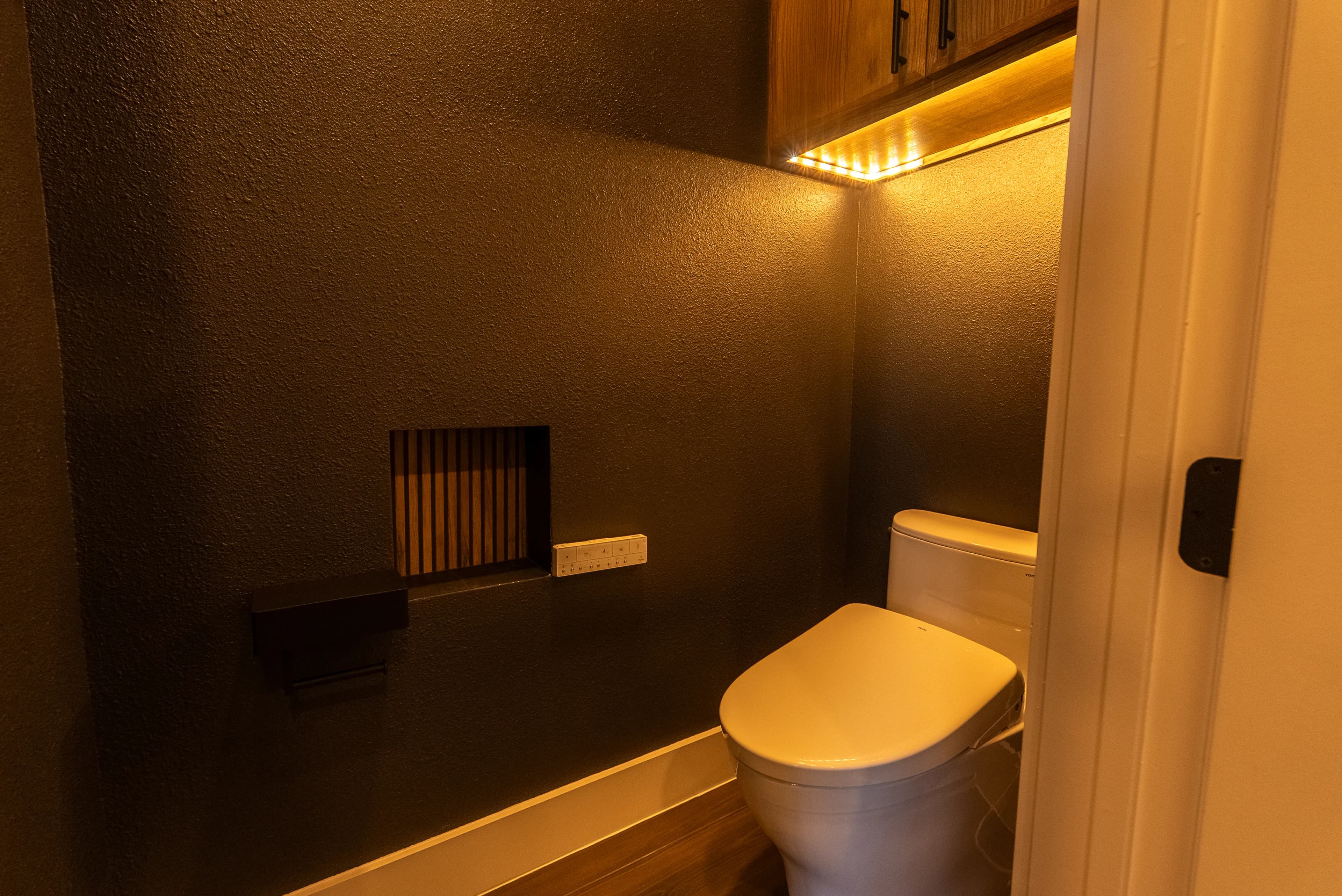 Medical Center Bathroom — photo 5
