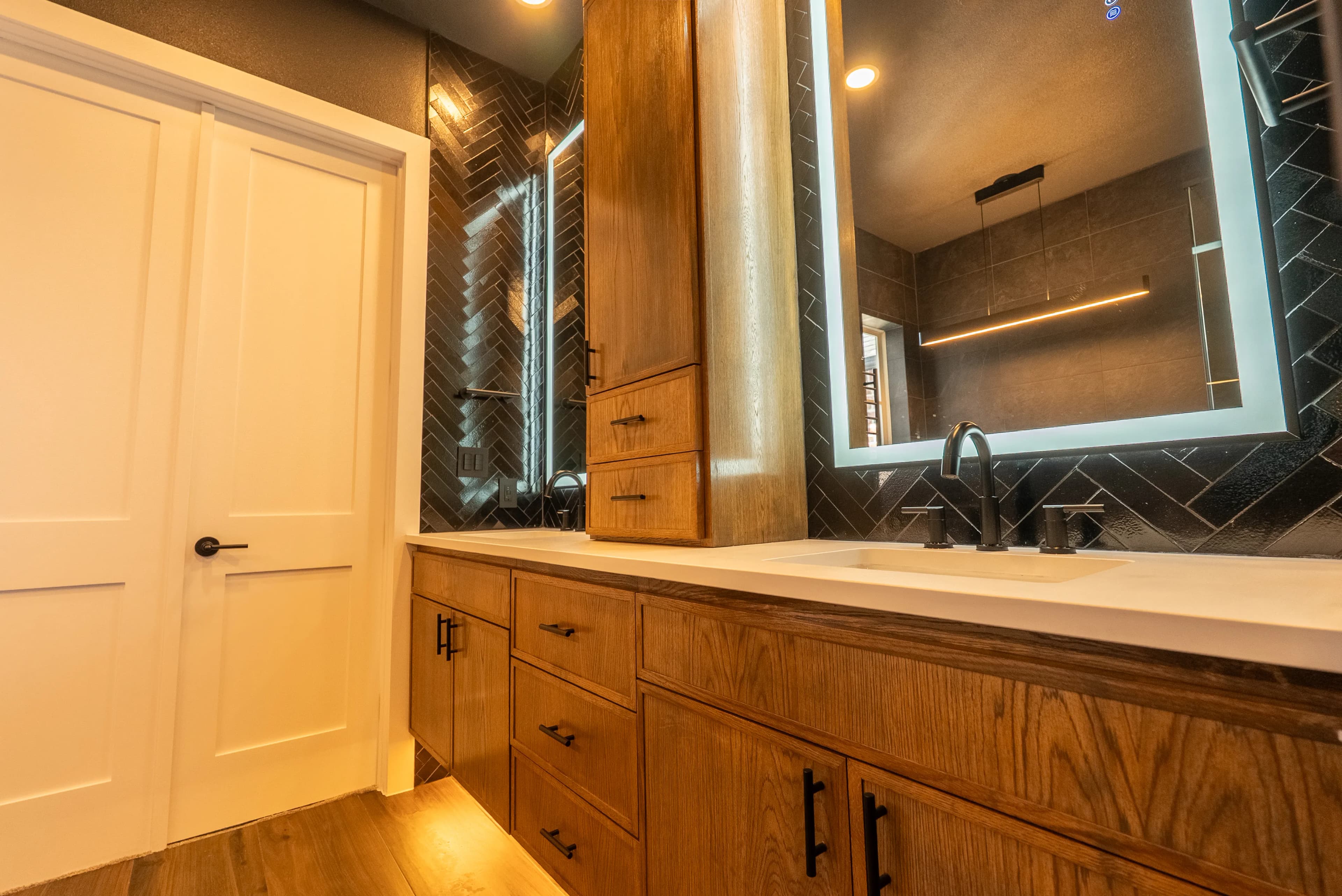 Medical Center Bathroom — photo 6